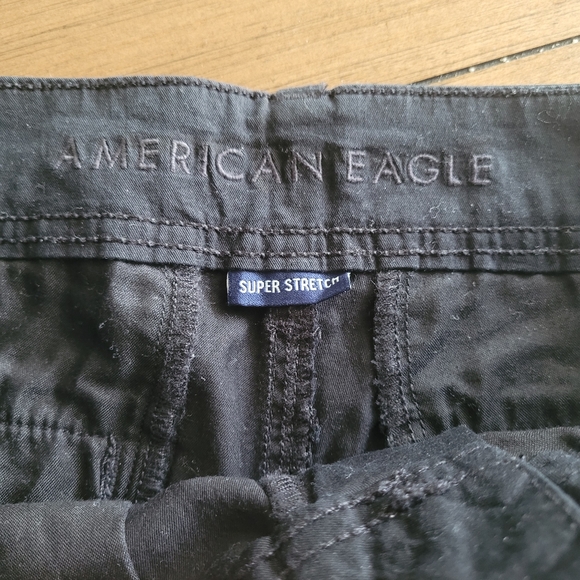 AMERICAN EAGLE Khaki Shortie Shorts in Black ** Size 6 ** NEW!!! - Picture 7 of 9